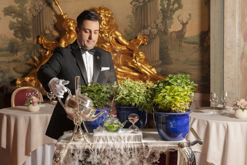 Hotel-Jobs_04_The-Ritz-London_Tea-Master-Infusion-Tea-Trolley_credit-John-Carey